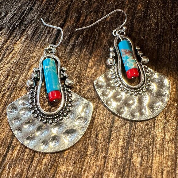 Boho Hippie Western Cowgirl Pounded Turquoise Stone Silver‎ Drop Wire Earrings, - Picture 5 of 8